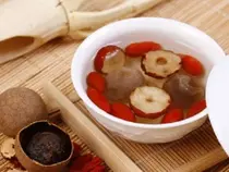 桂圆红枣枸杞茶的功效，女性养生组合花茶